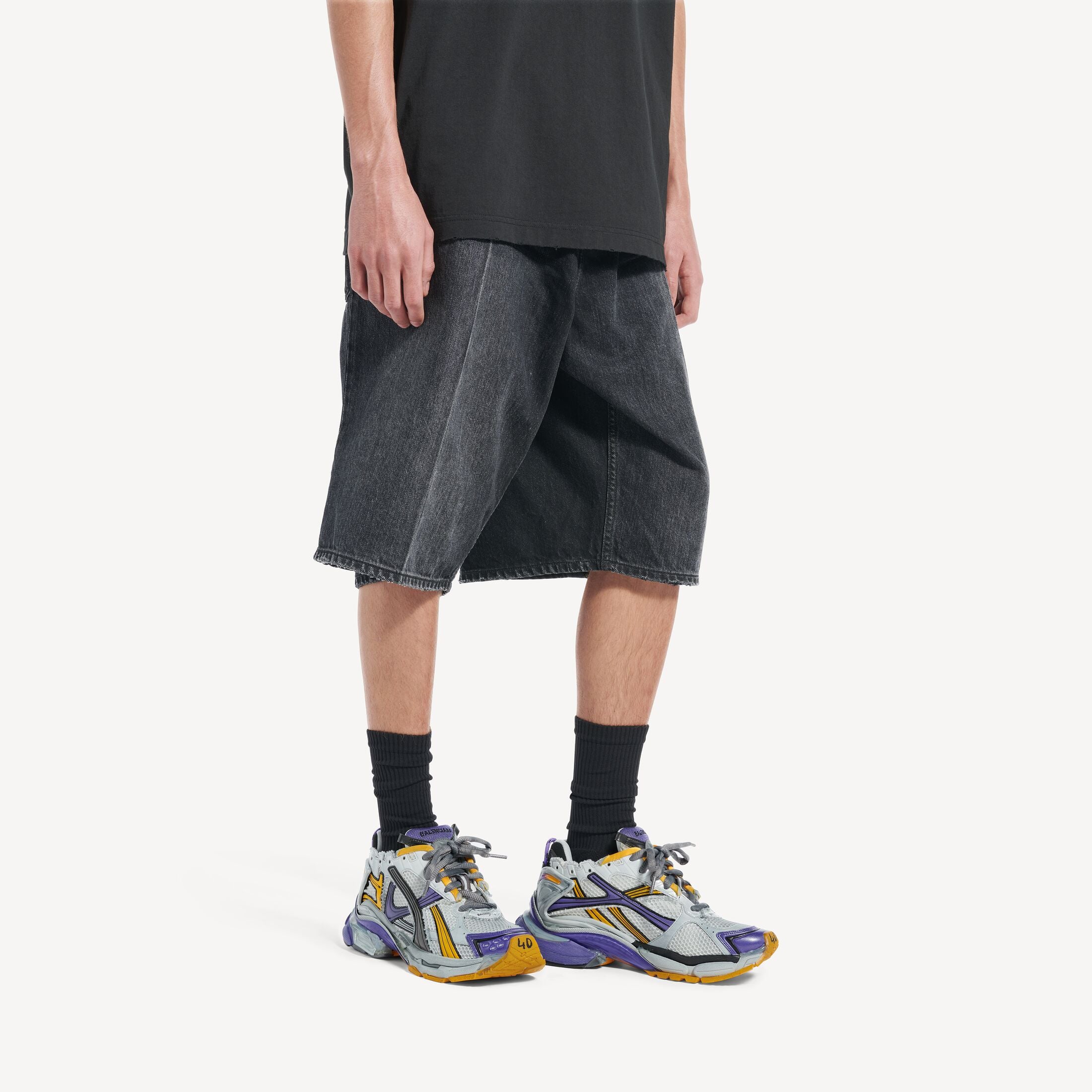 Balenciaga
Runner Sneaker